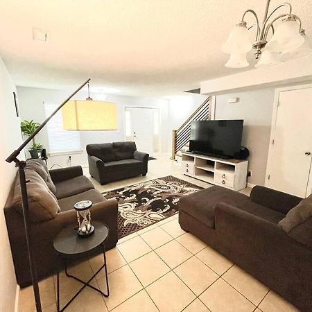Lovely 2-Bedroom Condo W/Balcony And Free Parking Nashville Luaran gambar